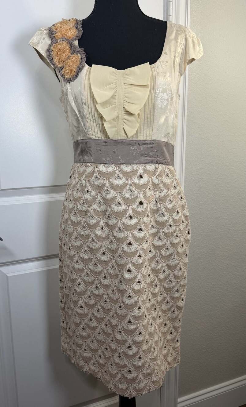 Floreat Anthropologie Scalloped Cloud Lace Dress with Rosettes and Bow Size 6